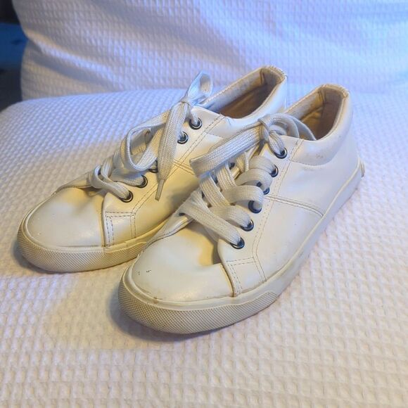 🛍️ROCKET DOG WHITE TENNIS SHOES SIZE 7 - Picture 1 of 5